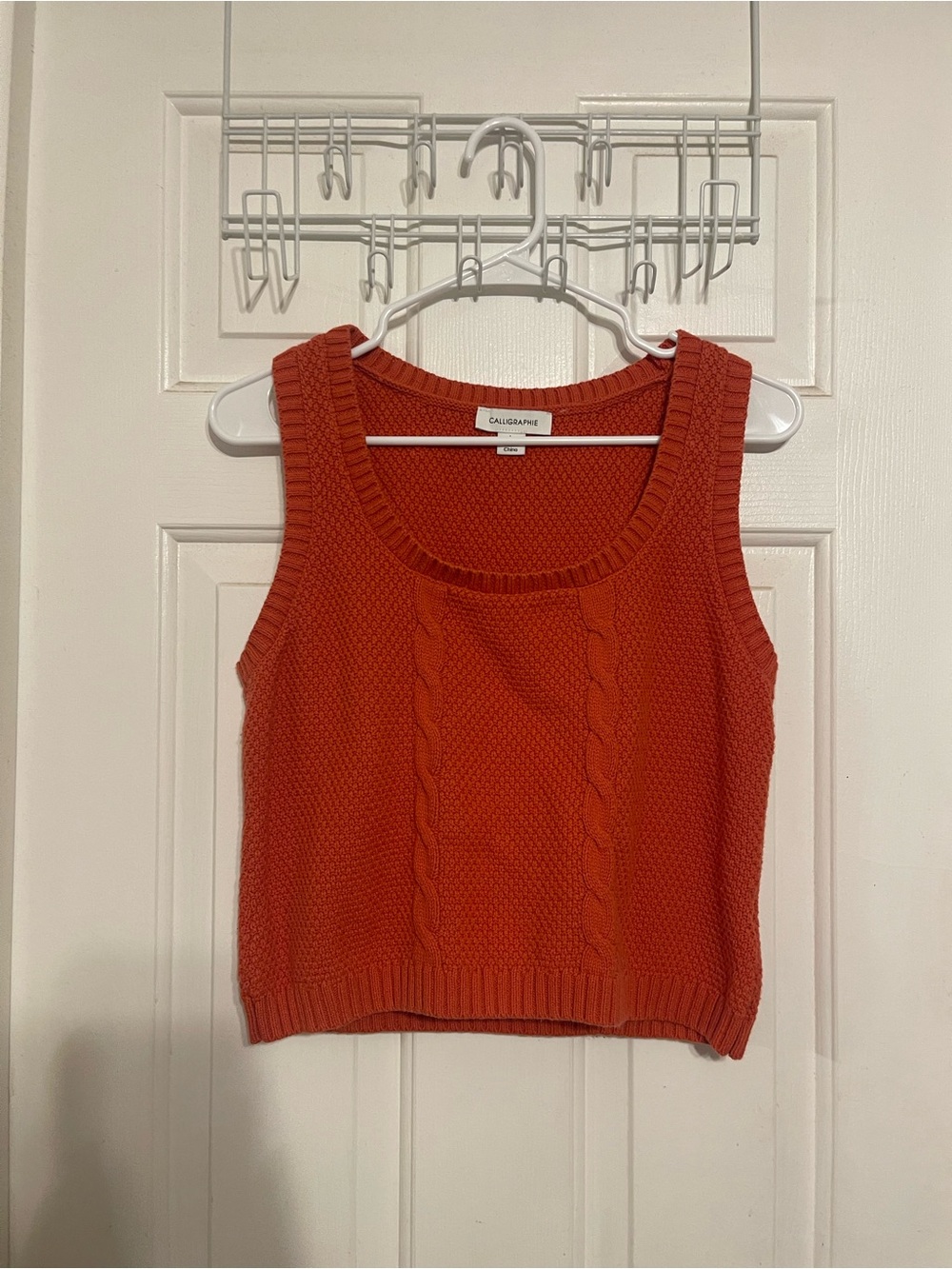 Cable Knit Sleeveless Crop Tank calligraphie - Orange